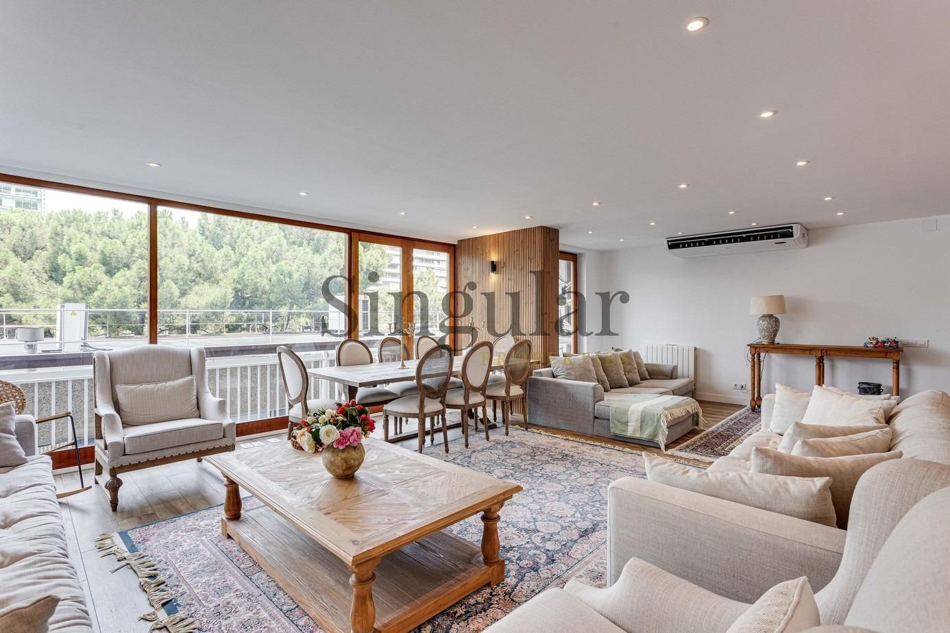 Living room of Flat to rent in  Barcelona Capital  with Air Conditioner and Heating