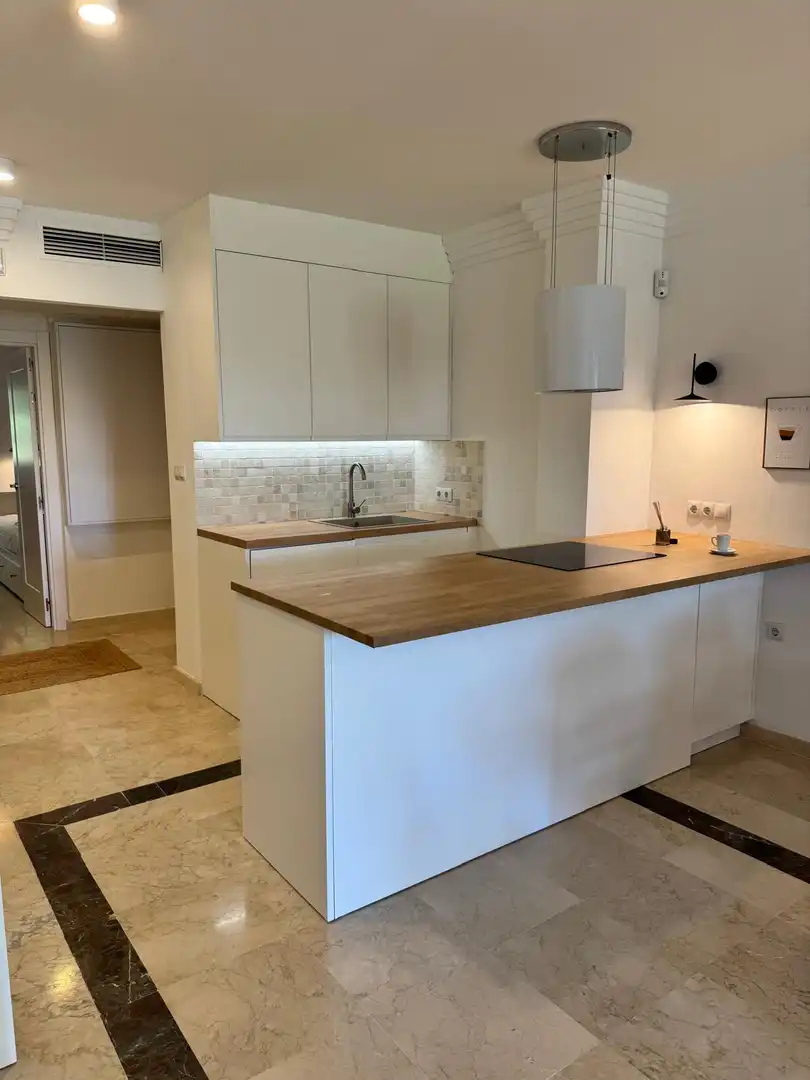 Appartement compact avec piscine à vendre à Marbella Centro, imagen 3