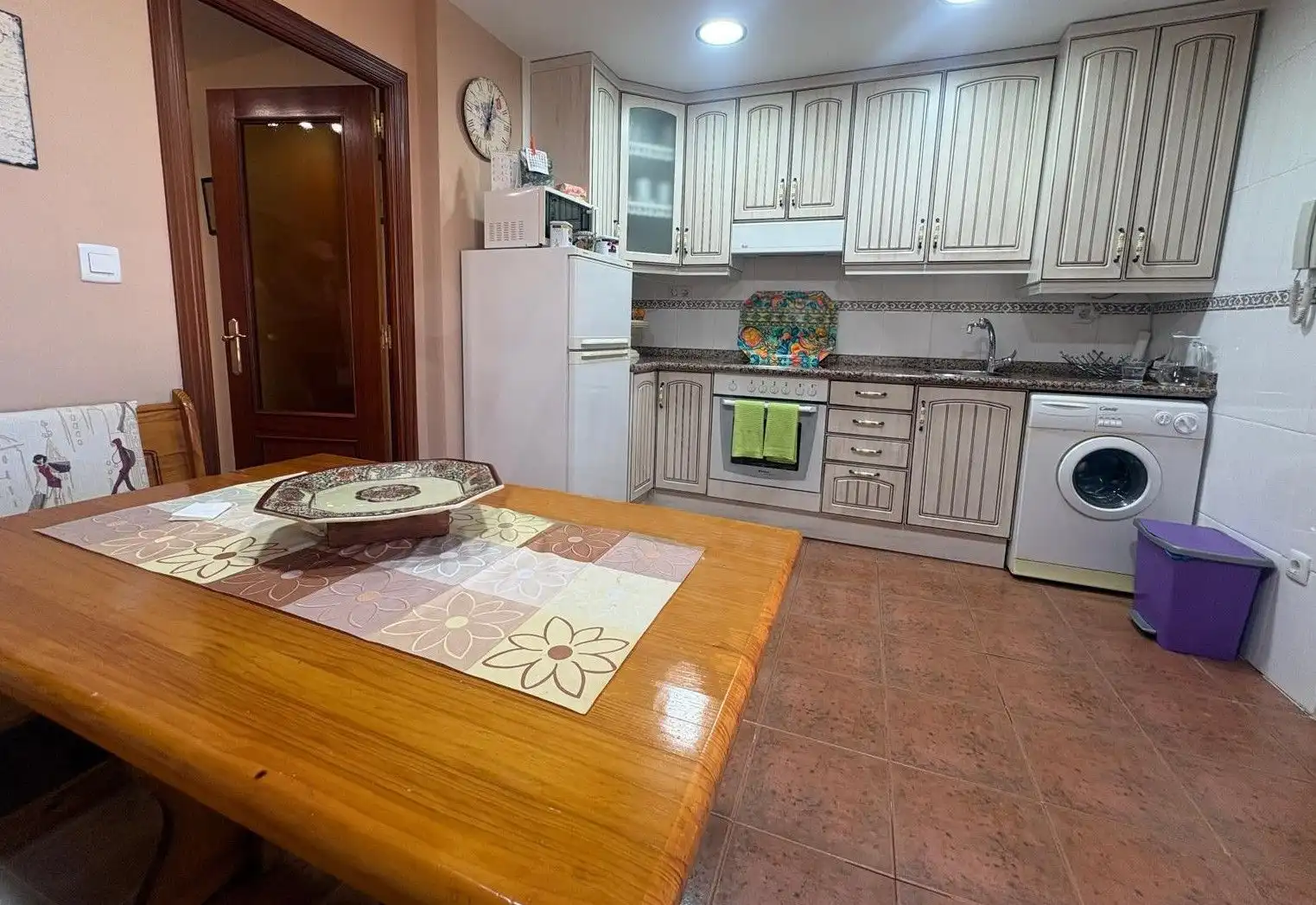 Cocina de Piso en venta en Valdefresno con Calefacción