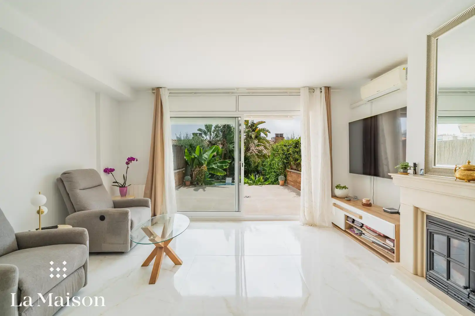Sala de estar de Casa o chalet en venta en Sant Vicenç de Montalt con Aire acondicionado, Calefacción y Terraza