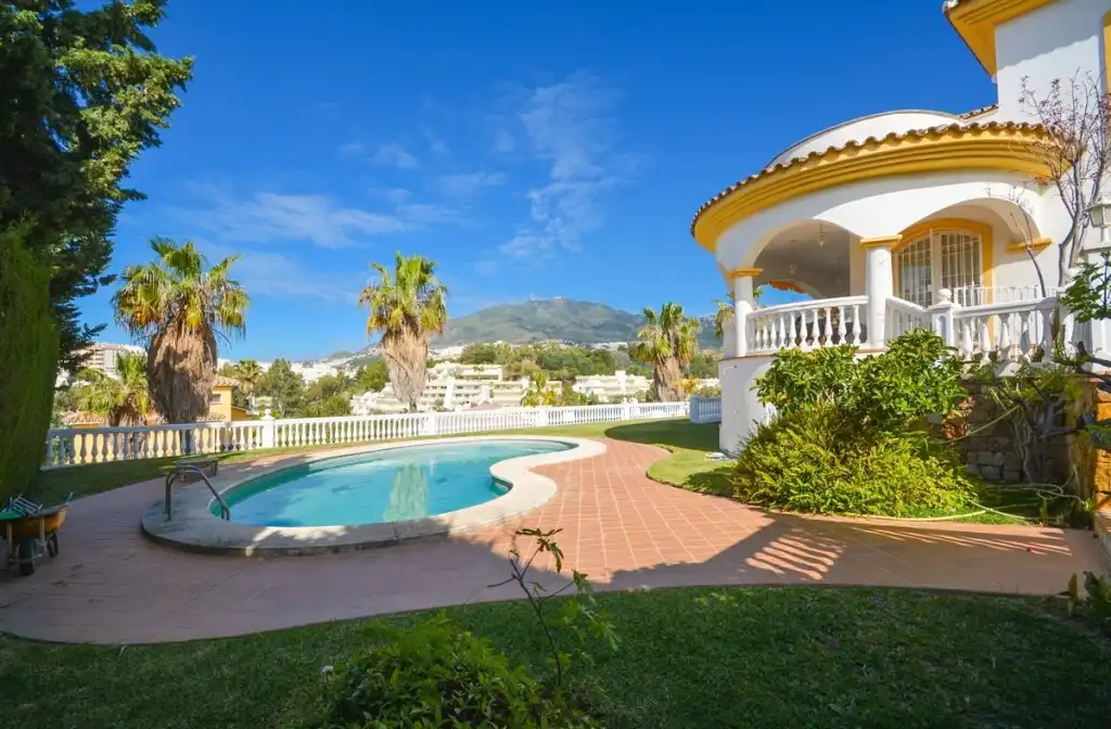Xalet amb piscina en venda a Torrequebrada, imagen 6
