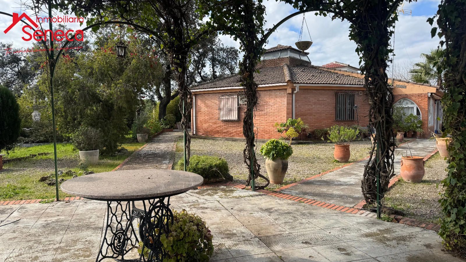 Garden of House or chalet for sale in  Córdoba Capital  with Air Conditioner, Heating and Storage room