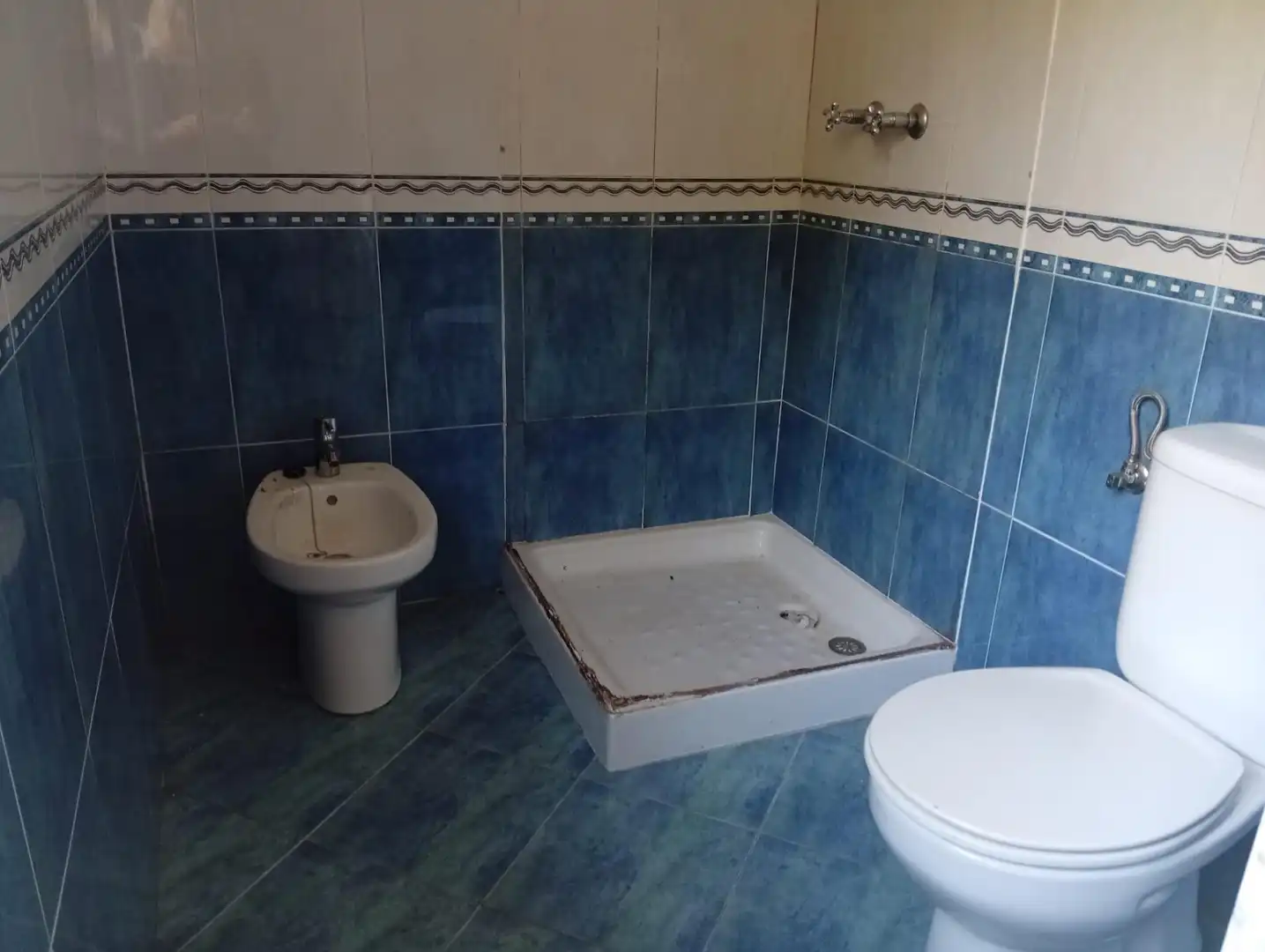 Bany de Casa o xalet en venda en Outeiro de Rei amb Jardí privat