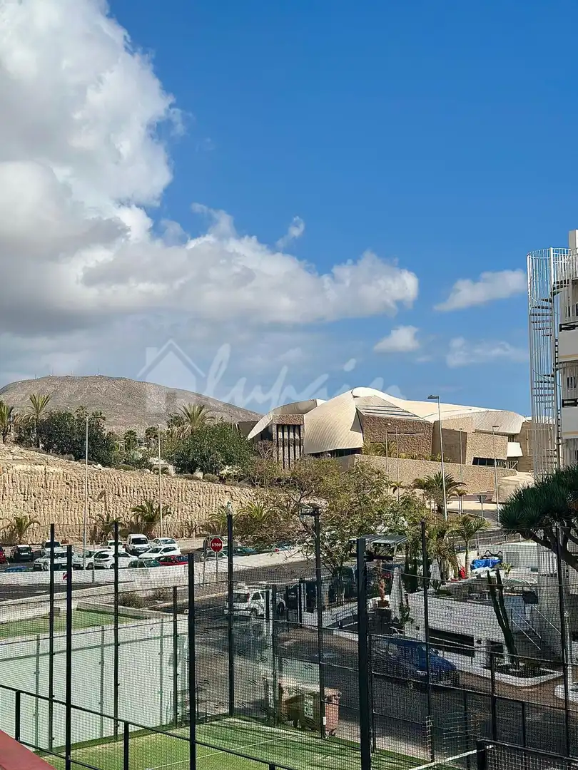 Vista exterior de Apartamento en venta en Arona