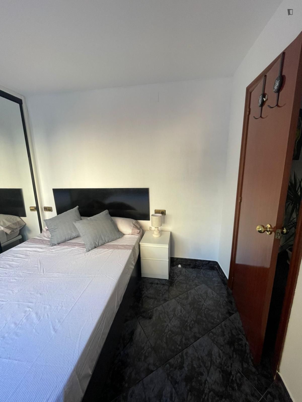 Apartament per a compartir a Can Serra