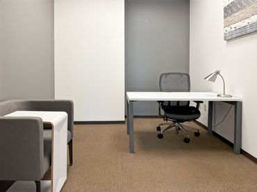 Büro mit Aufzug zur Miete in C. Flauta Magica 11D