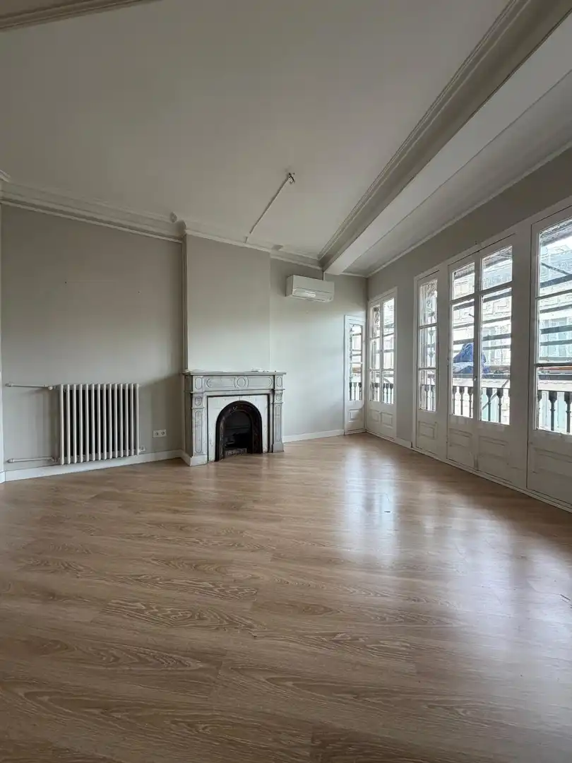 Sala d'estar de Oficina de lloguer en Eixample