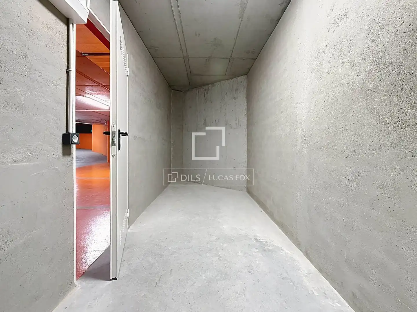 Parking of Flat for sale in Escaldes – Engordany  with Air Conditioner, Heating and Terrace