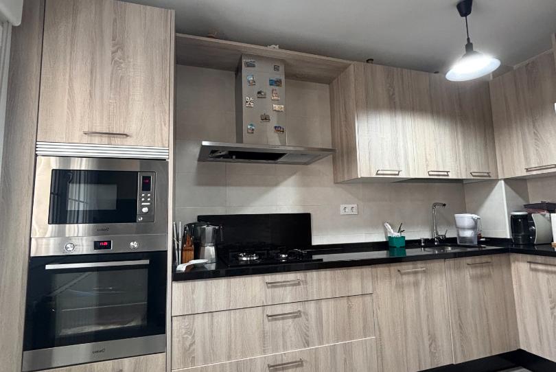 Foto 1 de Casa adosada en venta en Calle Granadilla, 10, Los Pinos - El Pilar, Cáceres