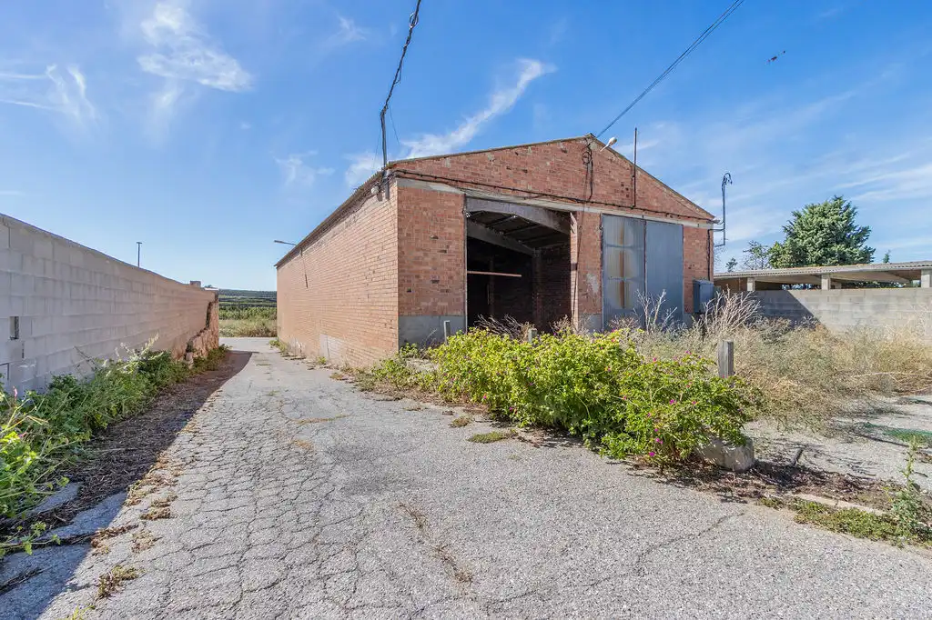 Fabrikhallen zum Verkauf in Pt. Detrás de la Pleta, Torrefarrera