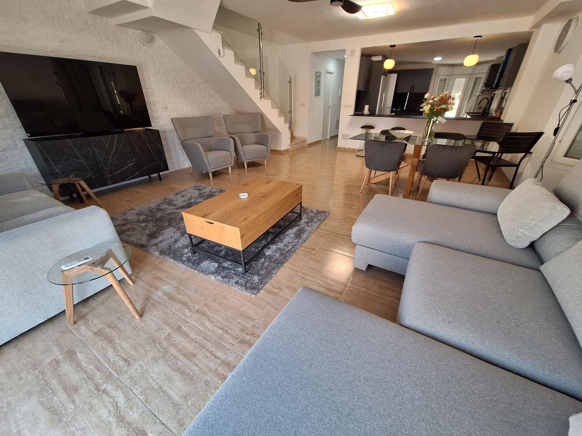 Living room of Single-family semi-detached to rent in Fuengirola  with Terrace, Storage room and Community pool