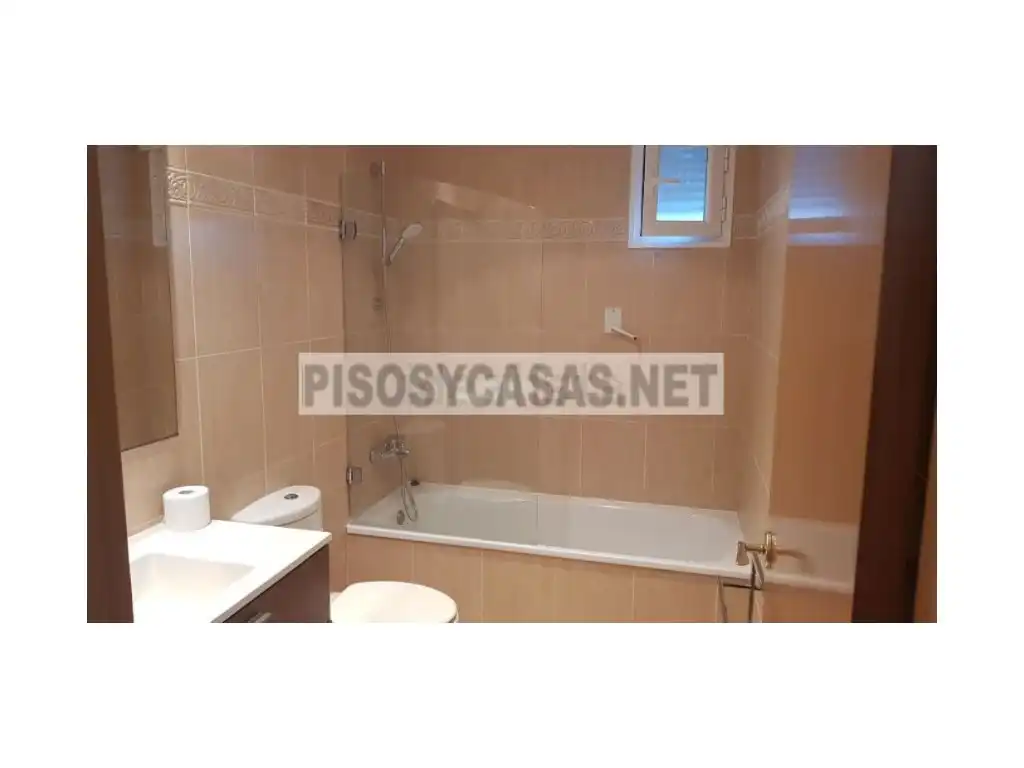 Baño de Casa o chalet en venta en Chiva con Aire acondicionado, Piscina y Balcón
