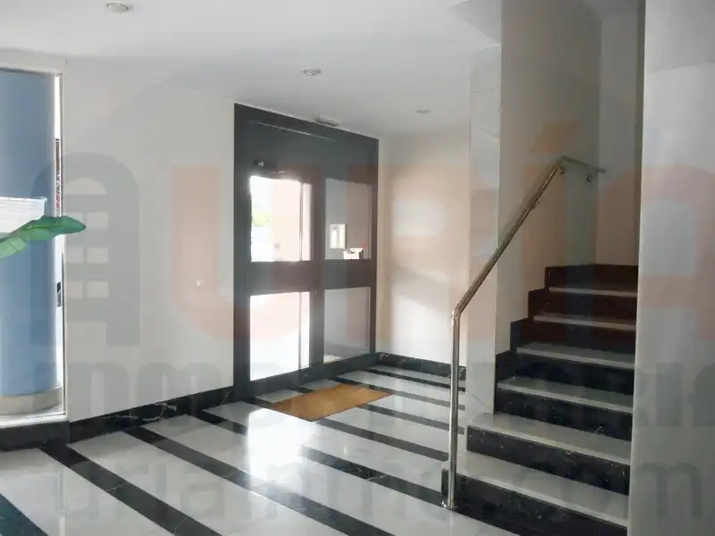 Estudi de lloguer a Calle Fernando Zuazua, Fozaneldi - Tenderina