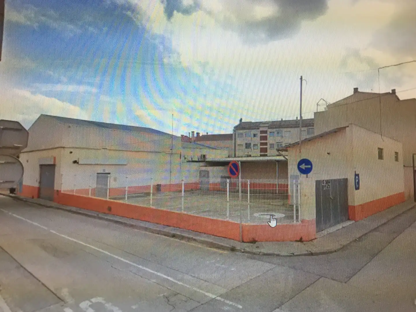 Local comercial de lloguer a Carrer de l'Abat Escarré