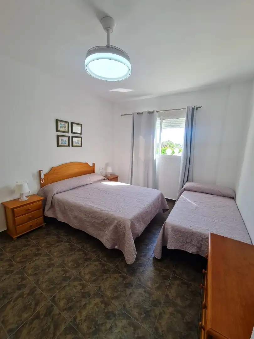 Dormitori de Pis en venda en Alcalà de Xivert amb Jardí privat, Terrassa i Moblat