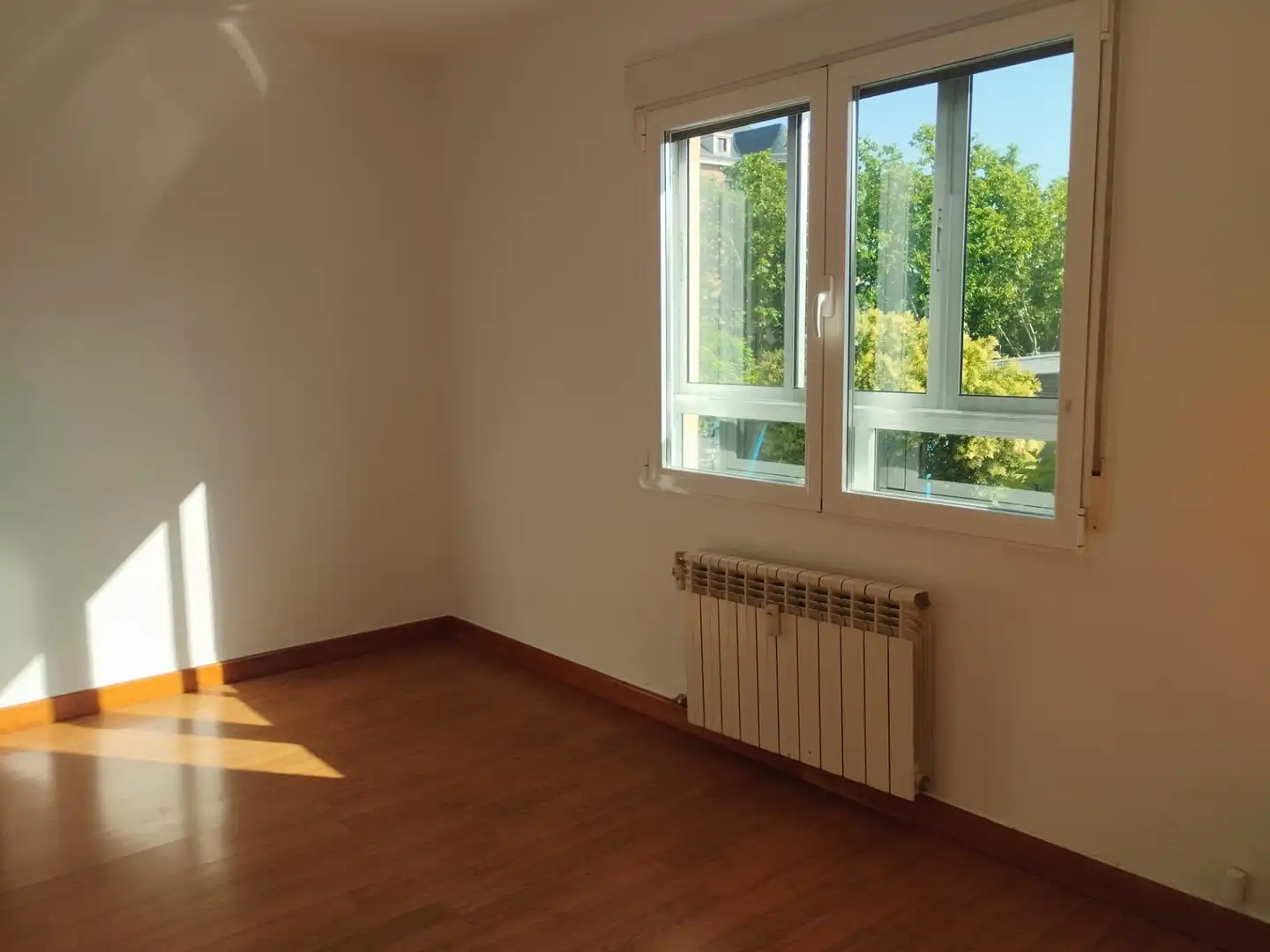 Wohnung zur Miete in Calle LECHERAS, San Pablo - San Nicolás