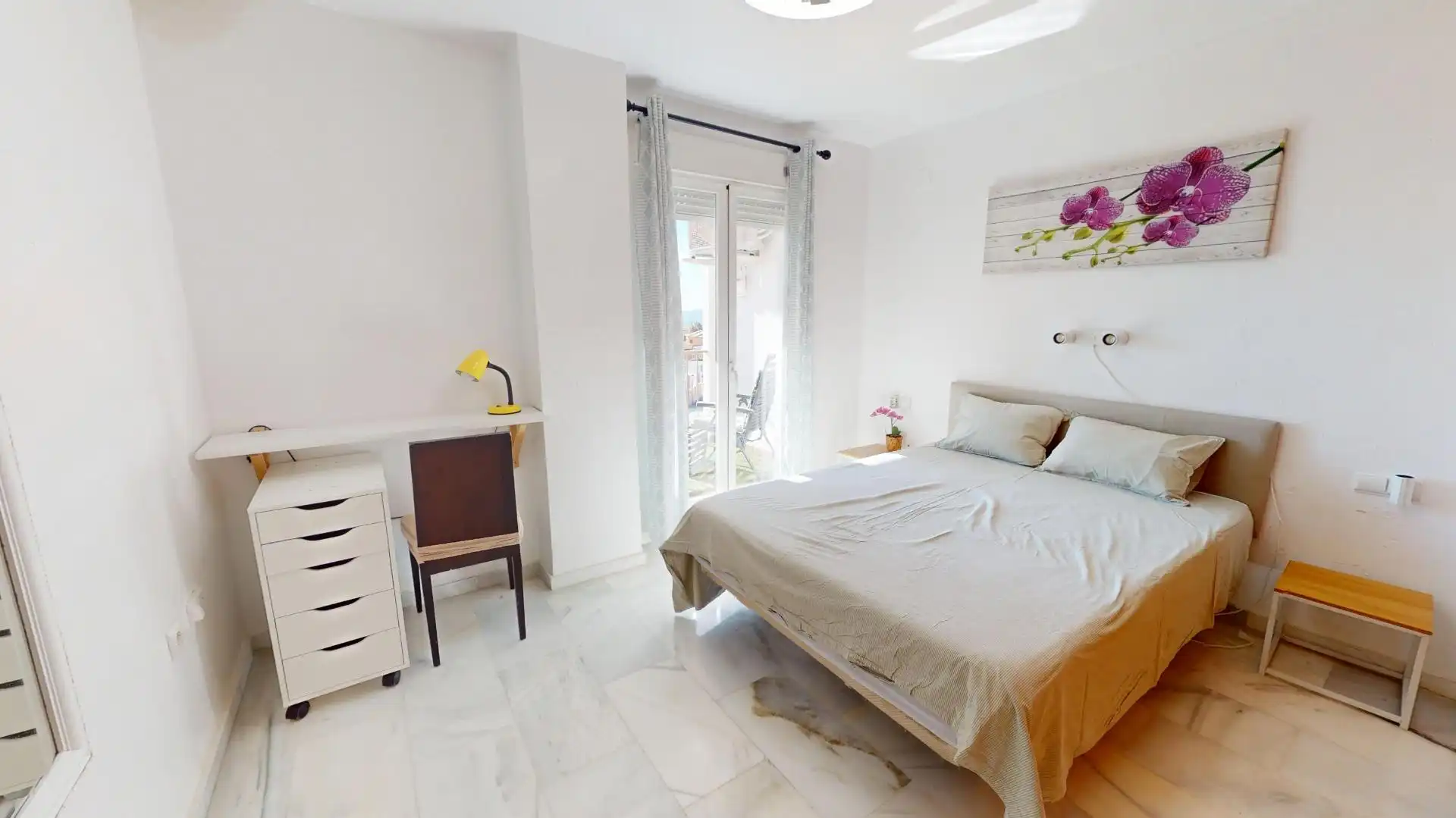 Bedroom of Flat for rent in Benalmádena  with Air Conditioner, Terrace and Furnished