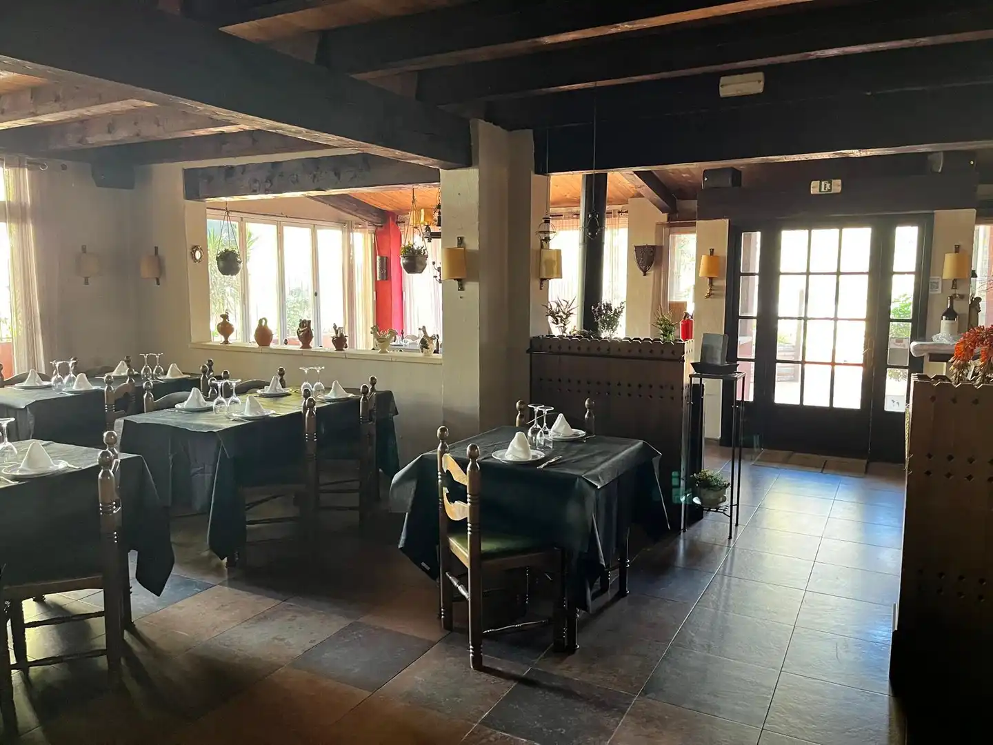 Geschaftsraum zum Verkauf in Roda de Berà mit Klimaanlage, Heizung und Terrasse