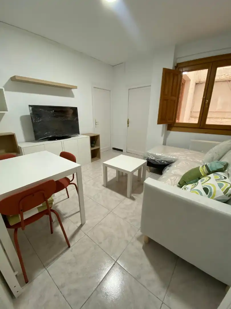 Sala d'estar de Pis de lloguer en Granada amb Aire condicionat, Calefacció i Moblat