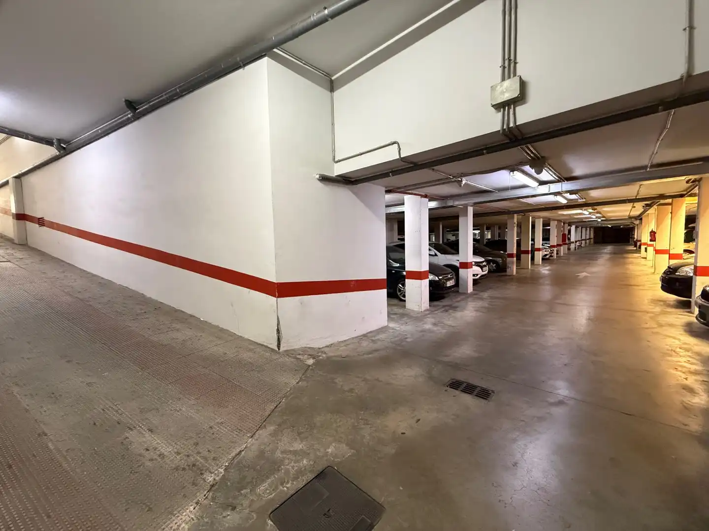 Parkplatz von Garage zum Verkauf in Ogíjares