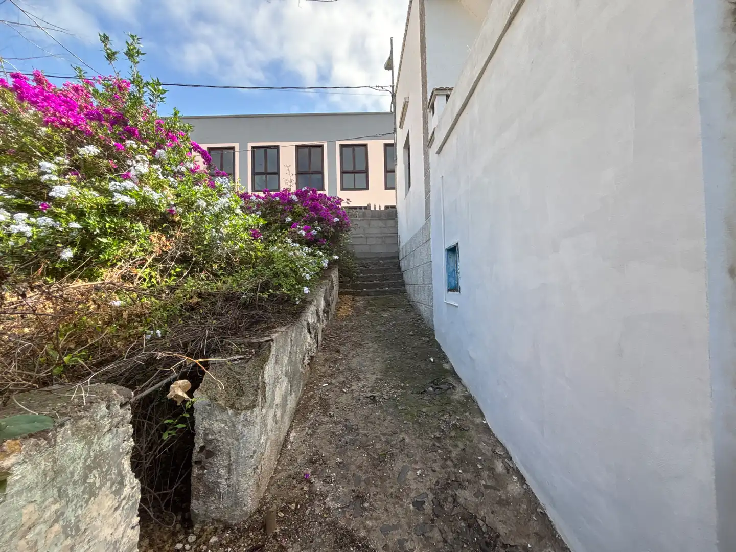 Vista exterior de Casa o xalet en venda en Buenavista del Norte amb Jardí privat i Terrassa