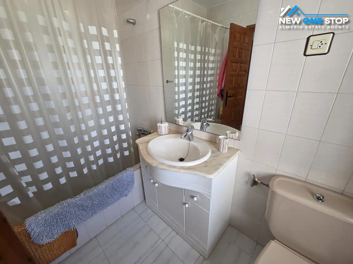 Bathroom of Houses for sale in Mojácar  with Air Conditioner, Terrace and Storage room