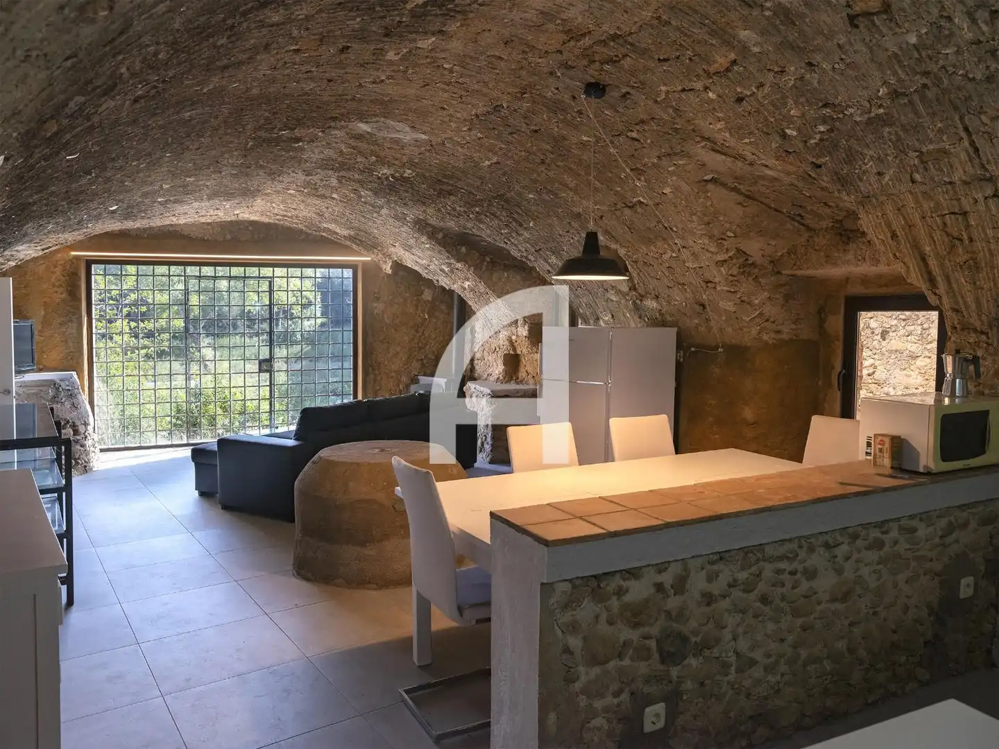 Finca rústica en venta en Sant Miquel de Fluvià con Calefacción, Piscina y Amueblado