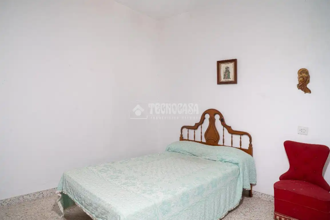 Habitación de Casa adosada en venta en Molvízar