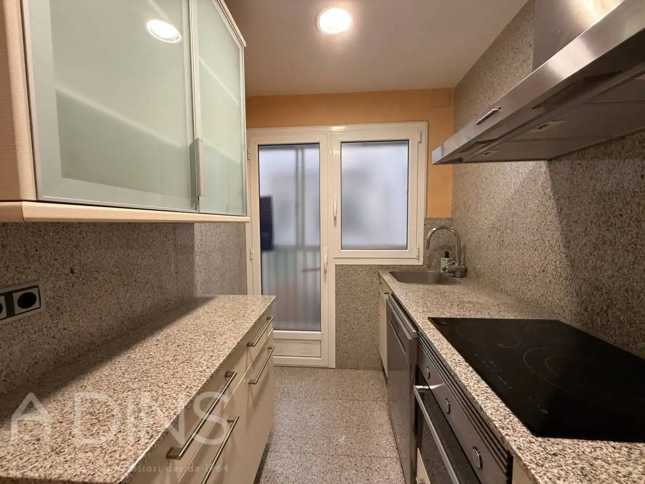 Flat for rent in Calle Plaça de l´Esglesia, Caldes de Montbui