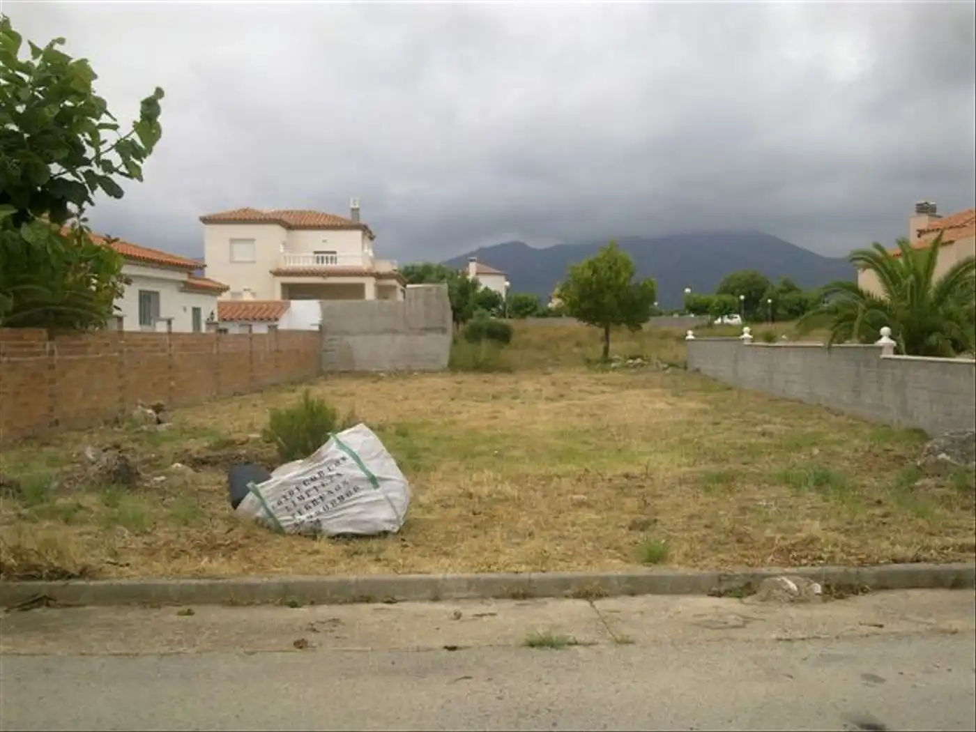 Terreno residencial en venta en Miami Platja, imagen 2