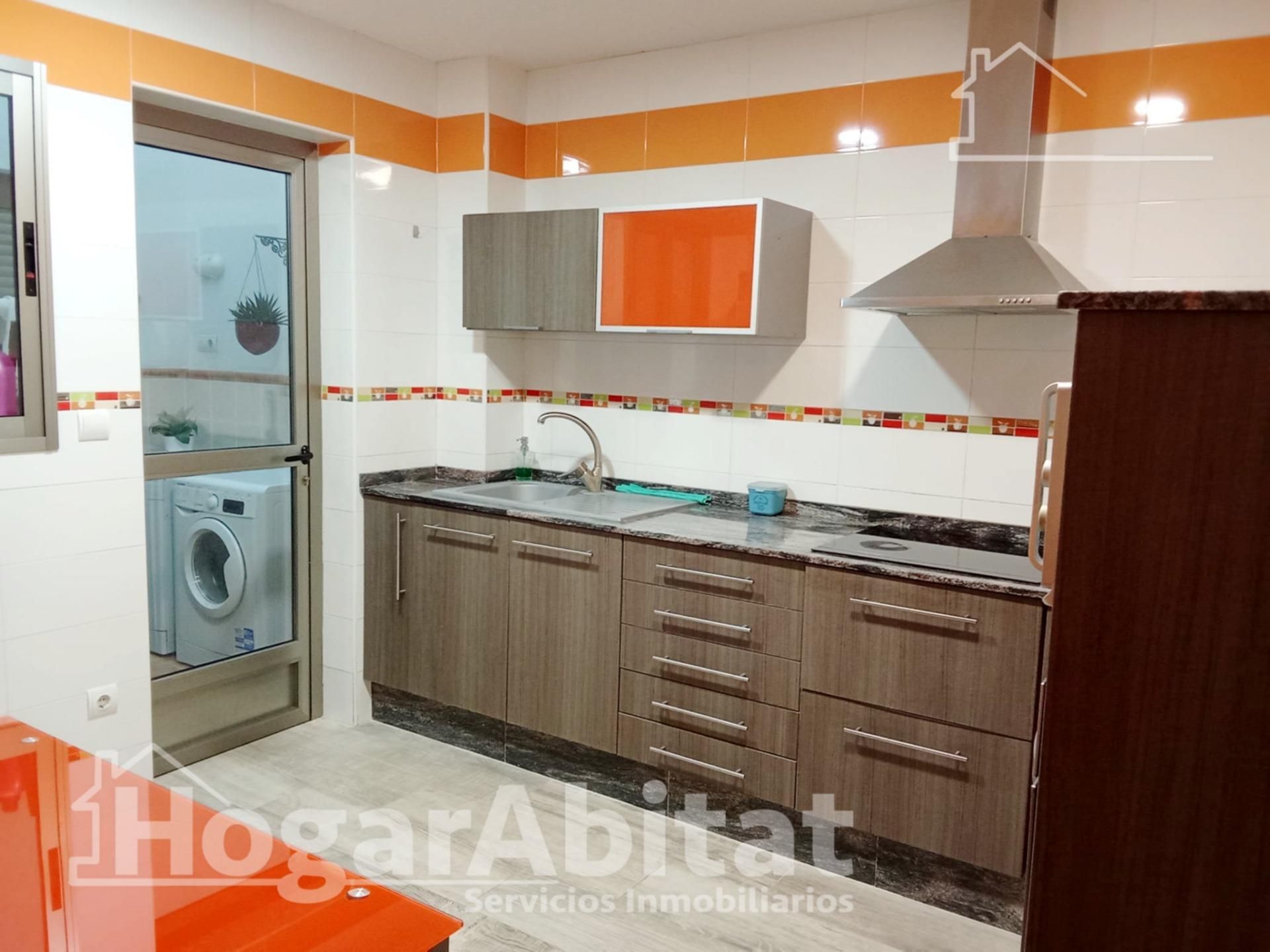 Cocina de Casa o chalet en venta en Alginet con Aire acondicionado, Calefacción y Terraza