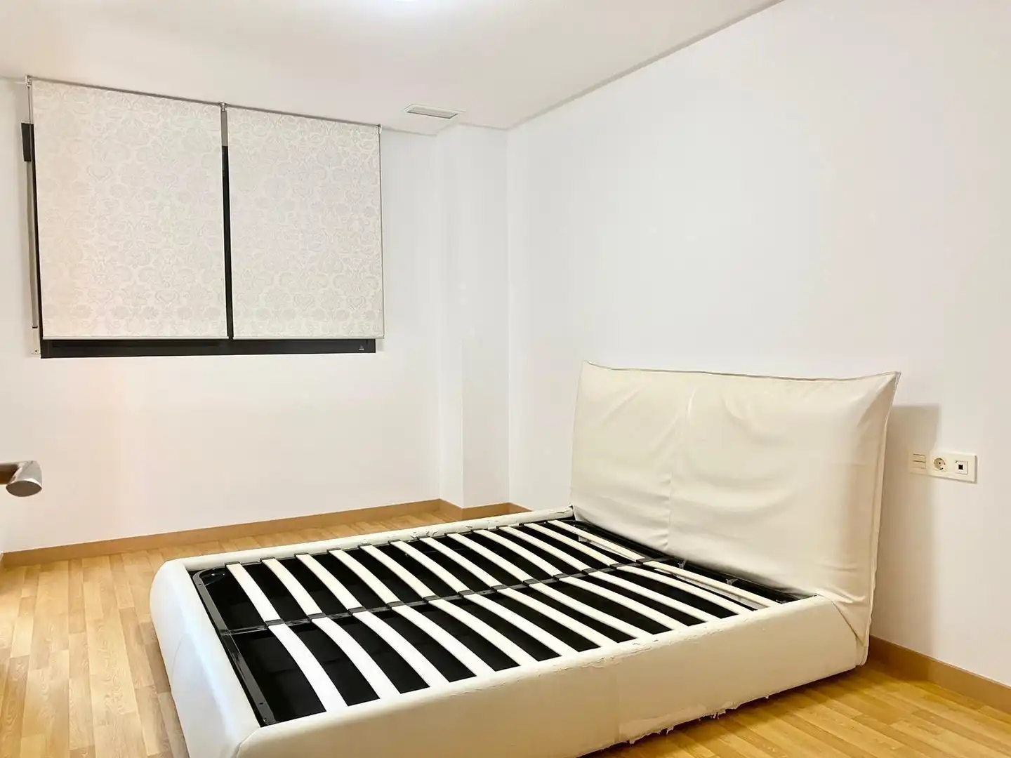 Habitación de Piso en venta en Crevillent con Aire acondicionado, Balcón y Piscina comunitaria