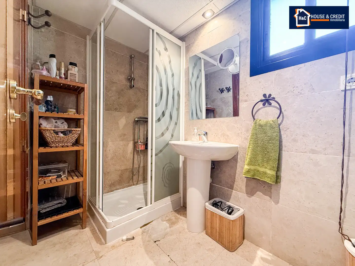 Baño de Piso en venta en Pinto con Aire acondicionado, Calefacción y Terraza