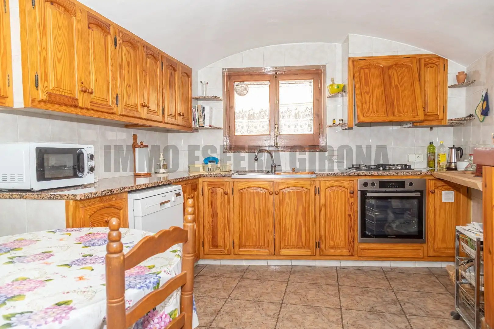 Cocina de Casa o chalet en venta en Celrà con Aire acondicionado, Calefacción y Jardín privado