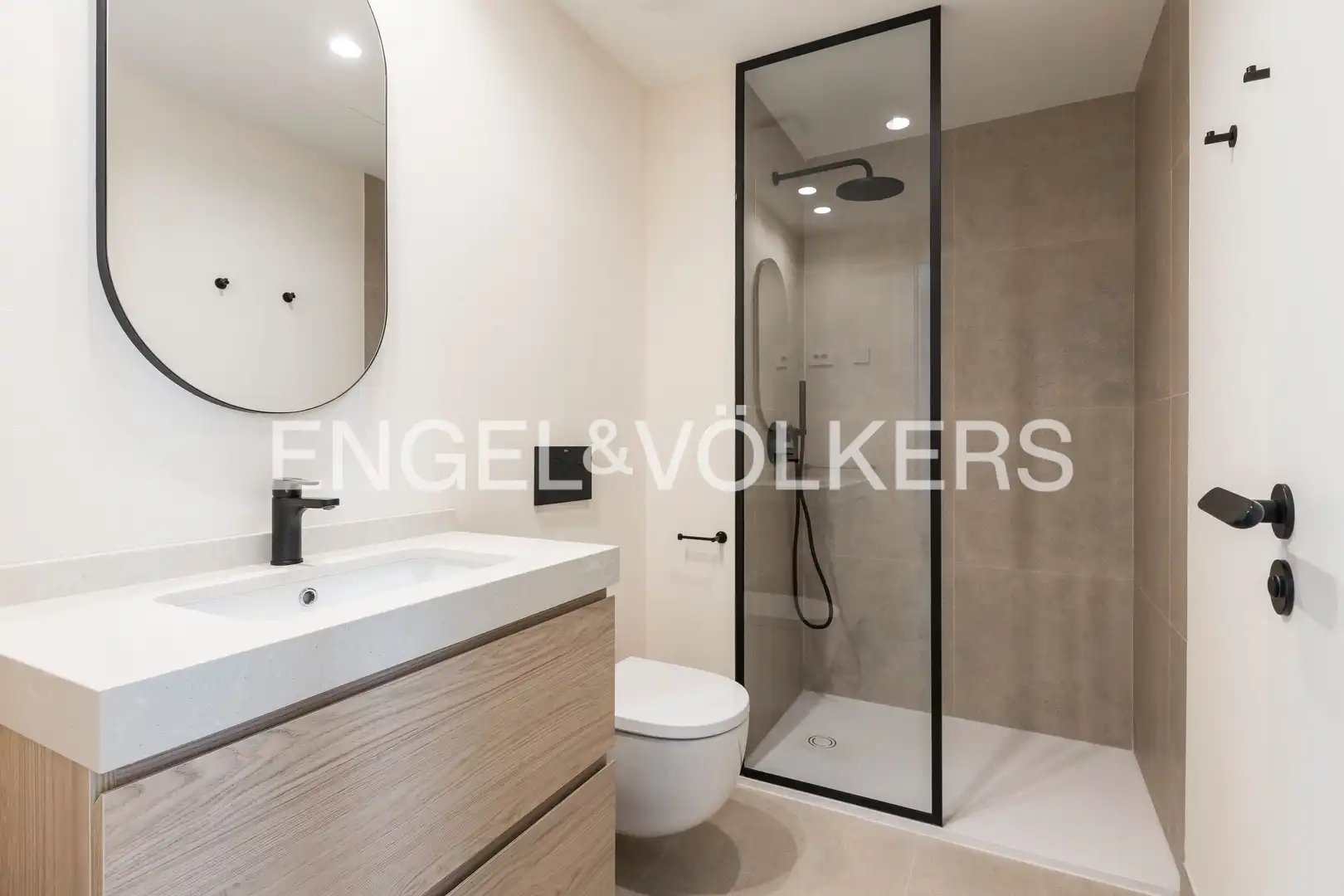 Baño de Ático en venta en Madrid con Aire acondicionado, Calefacción y Terraza