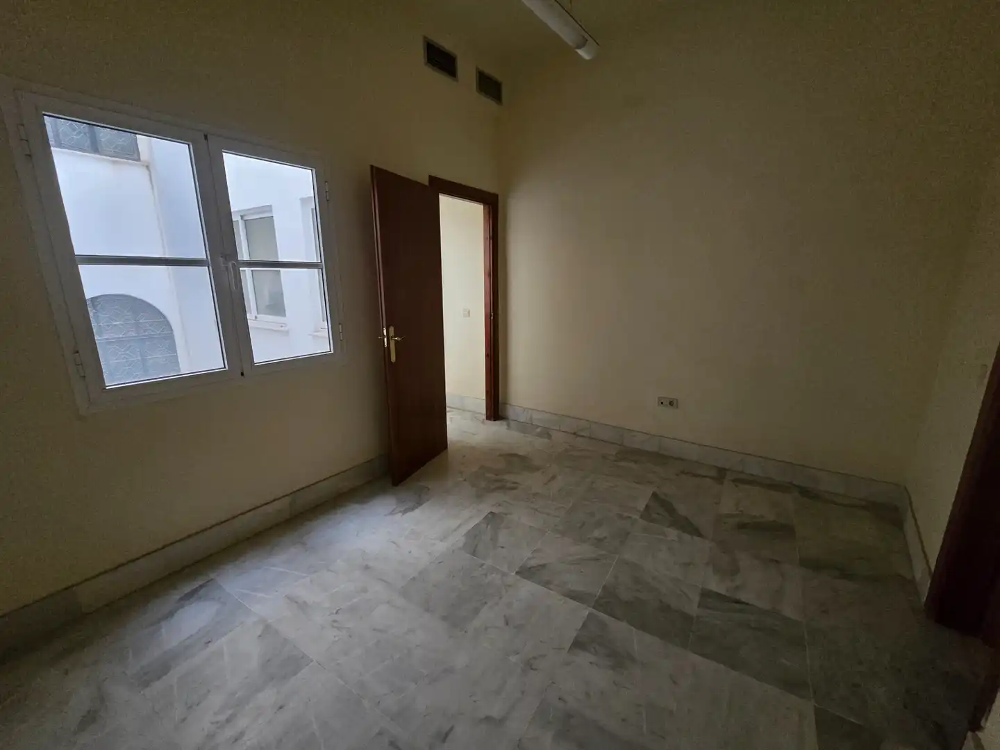 Mini appartamento con terrazza in vendita a Plaza de la Constitución 1, imagen 17