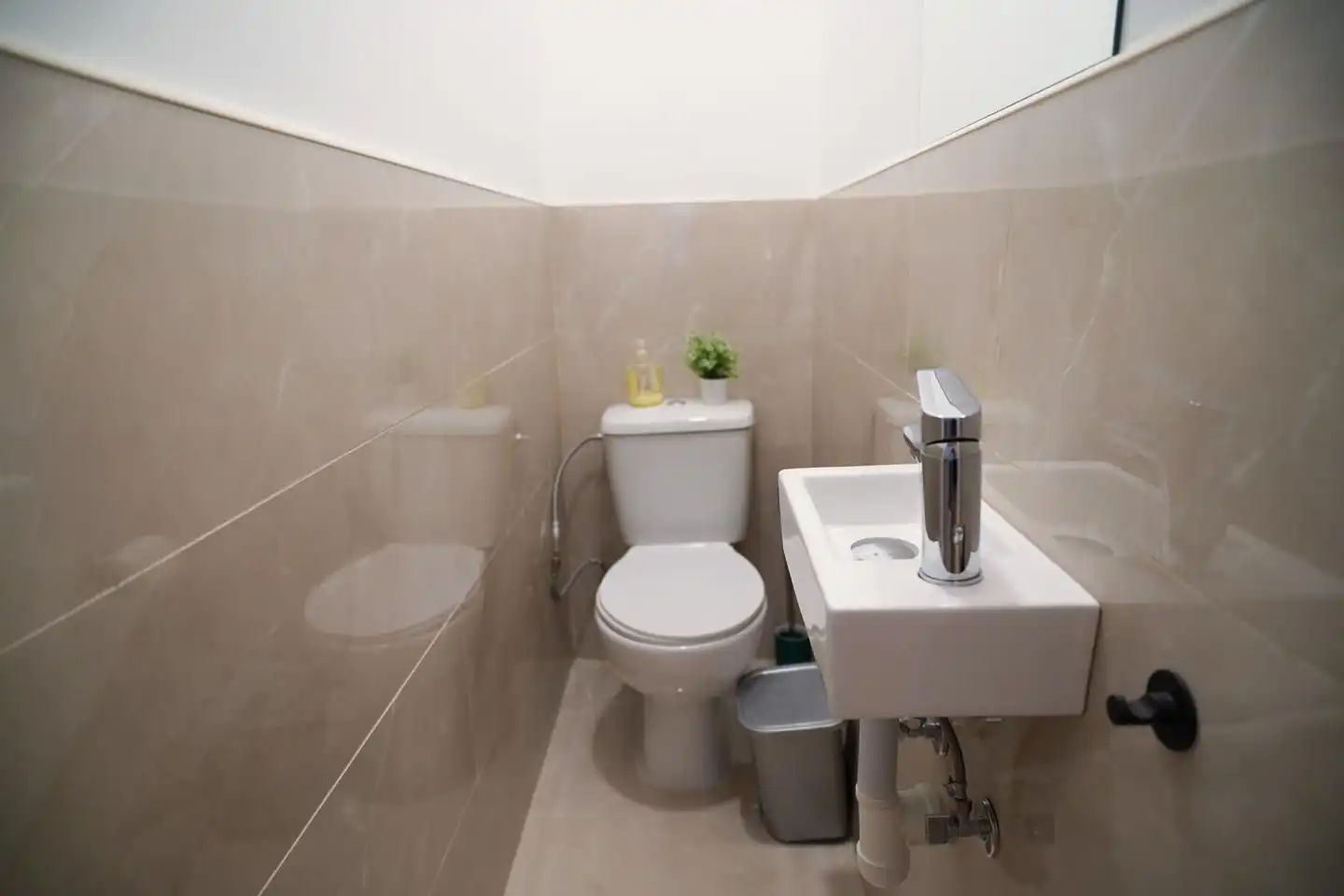Baño de Piso para compartir en Madrid con Aire acondicionado, Calefacción y Terraza