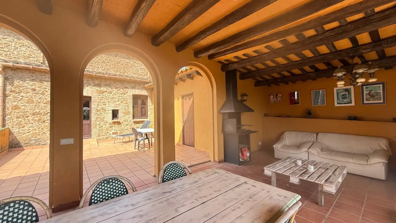 Terrassa de Finca rústica en venda en Verges amb Calefacció, Jardí privat i Terrassa