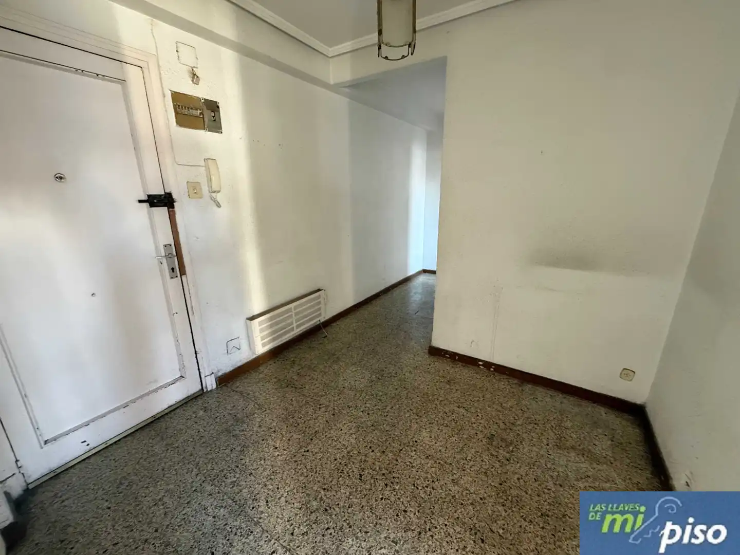 Flat with terrace for sale in Calle de Portugal 4, imagen 32