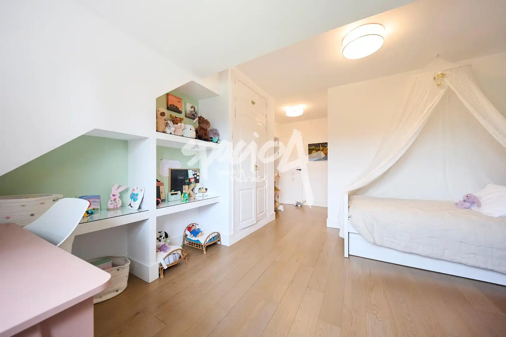Habitación de Casa o chalet de alquiler en Boadilla del Monte con Aire acondicionado, Calefacción y Jardín privado