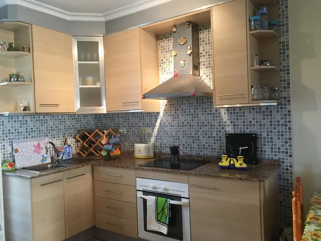 Küche von Dachboden zur Miete in Torrevieja mit Terrasse, Möbliert und Ofen