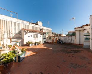 Vista exterior de Àtic en venda en Viladecans amb Aire condicionat, Calefacció i Terrassa