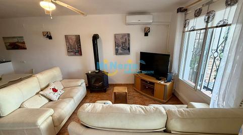 Foto 3 de Casa adosada en venda a Centro, Nerja