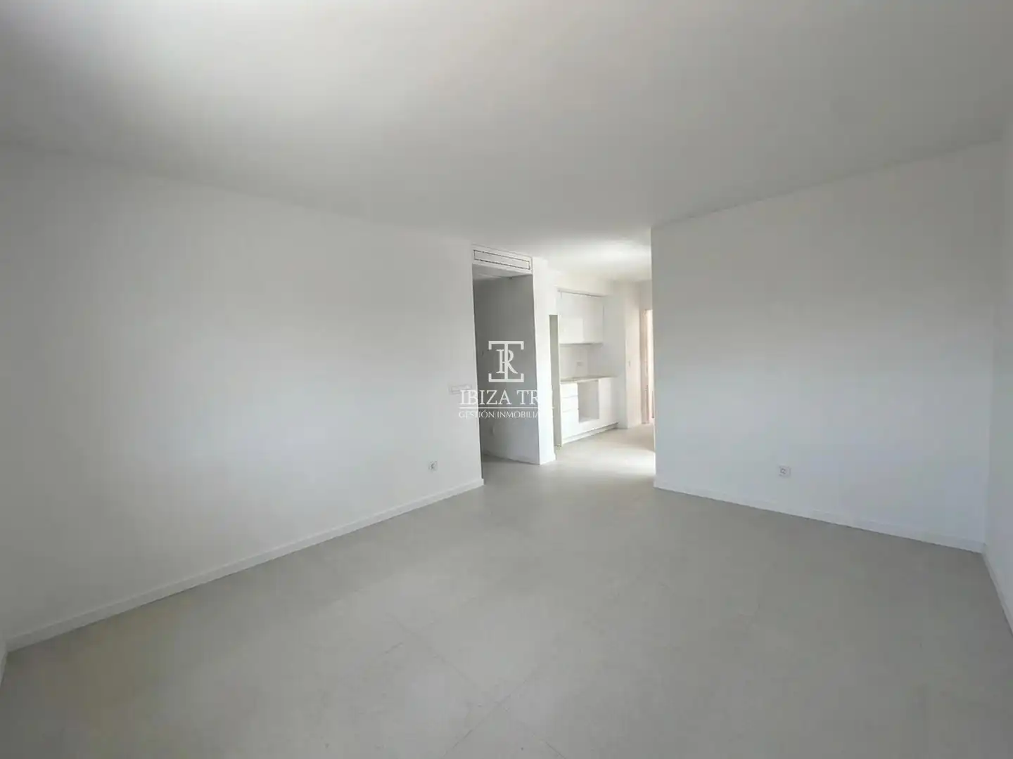Habitación de Ático en venta en Sant Antoni de Portmany con Aire acondicionado, Calefacción y Terraza