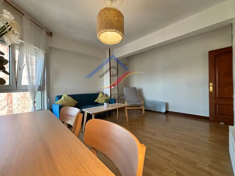 Flat with terrace to rent in Calle Marqués de la Hermida, imagen 3
