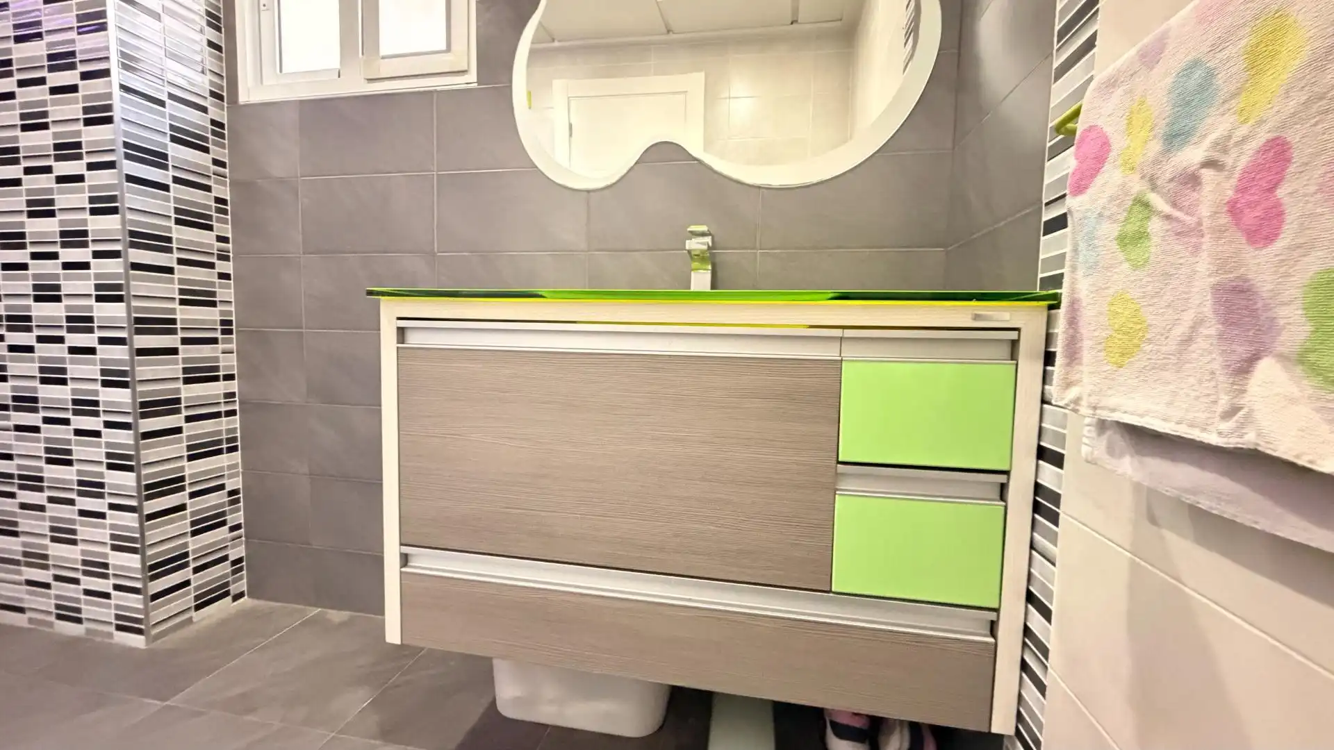 Bany de Pis en venda en Elche / Elx amb Aire condicionat, Calefacció i Traster