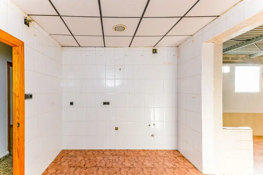 Bany de Pis en venda en Albudeite