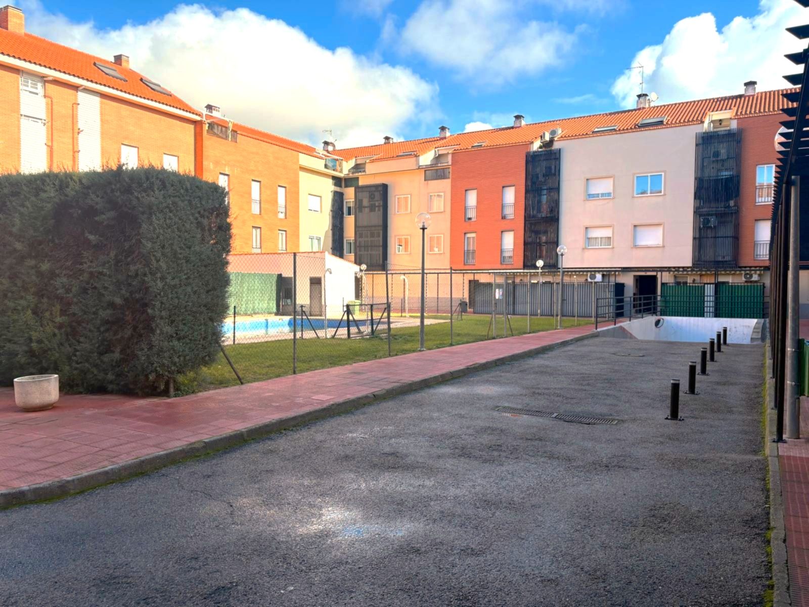 Außenansicht von Dachboden zum verkauf in Ciempozuelos mit Heizung, Terrasse und Ofen