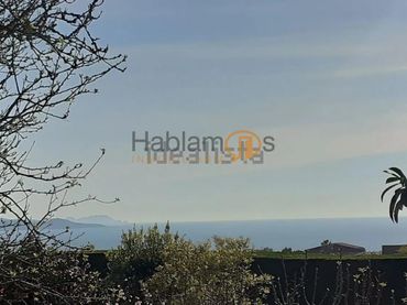 Terreny residencial en venda a Sanxenxo pueblo