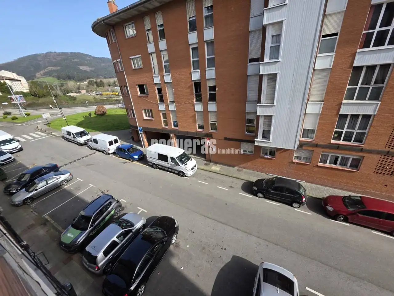 Aparcament de Pis en venda en Pravia amb Calefacció
